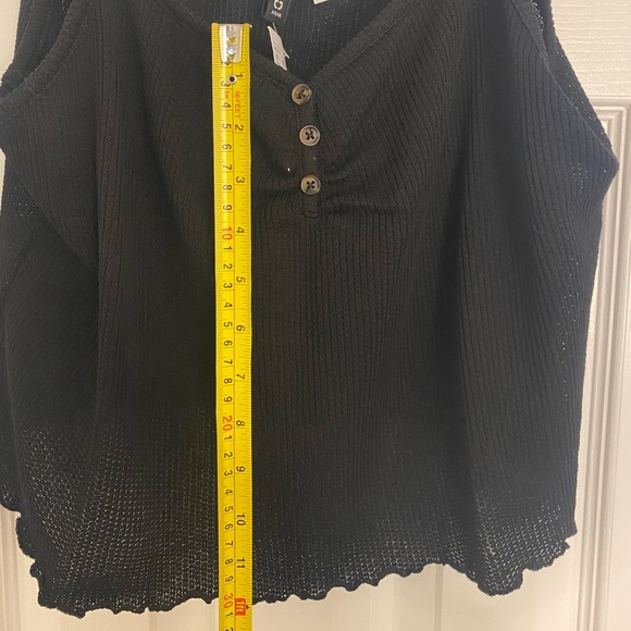 H&M - crop knit top - XL - Picture 4 of 4